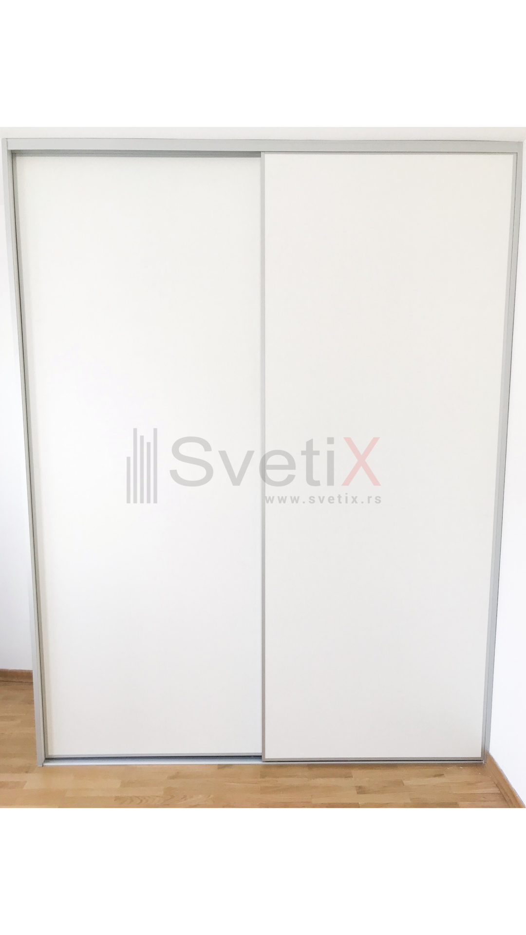 Americki plakar SVETIX - Klizni plakar - Klizna vrata S17 od univera Egger w1000 st9 premium bela