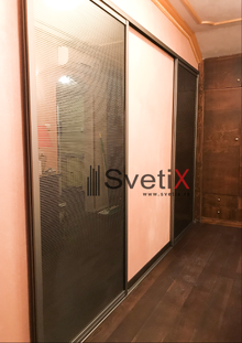 Klizna vrata - Klizna pregradna vrata SVETIX - Ravni rukohvat u sampanj boji sa bronzanim ogledalom sa dekorativnim linijama